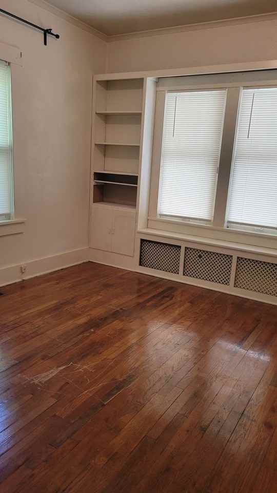 201 W Madison St - Photo 5 of 14