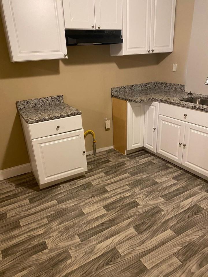 1607 Hakesley Pl - Photo 5 of 13