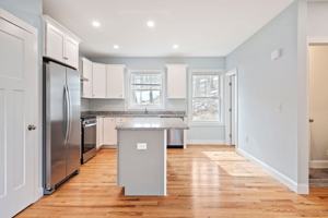 featured image of 2 Laurens Dr