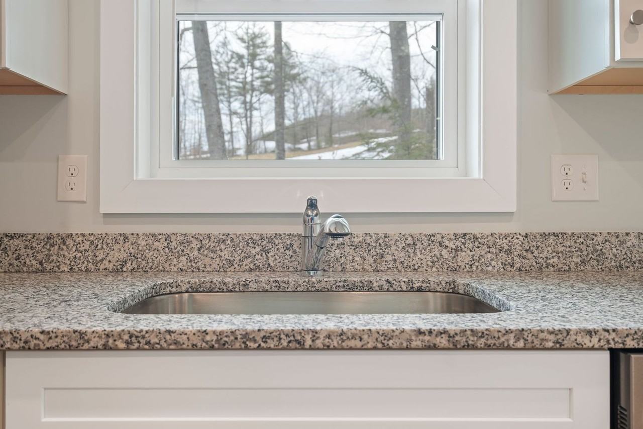 Paul's Place - Photo 5 of 21