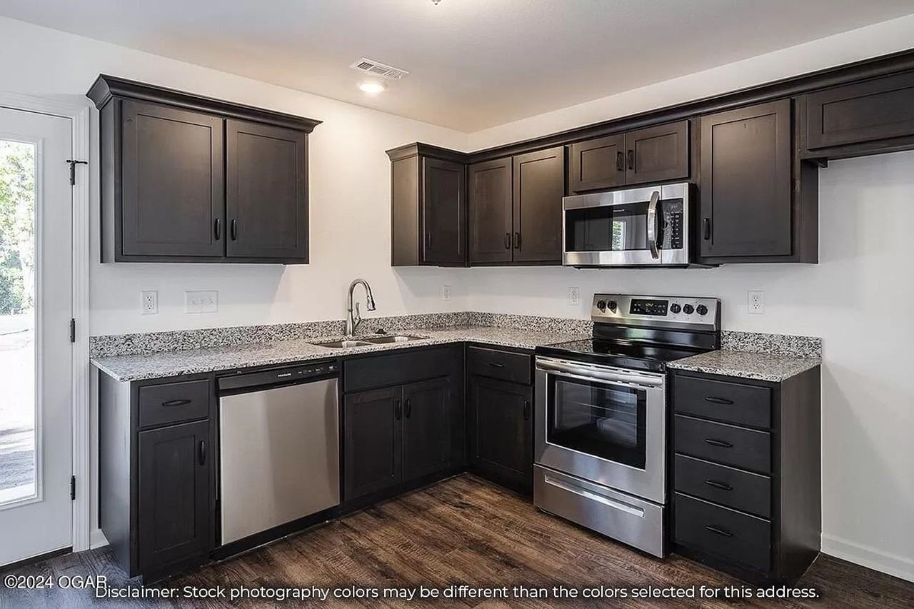 608 S Cowgill St - Photo 5 of 8