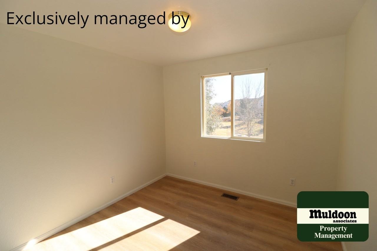 1112 Silverqueen Rd - Photo 7 of 8