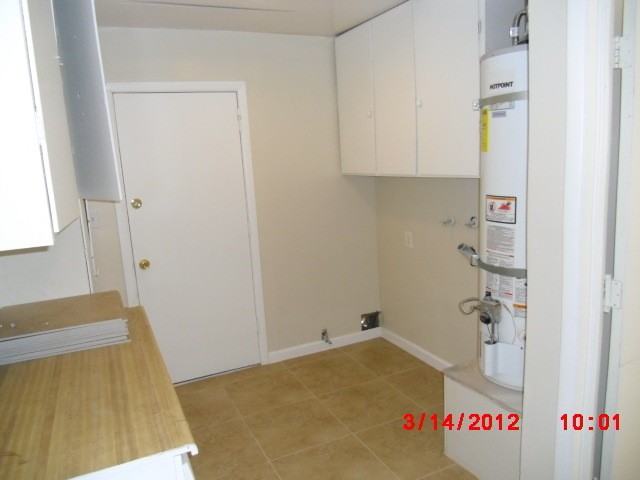 5248 Gains Mill St - Photo 2 of 9