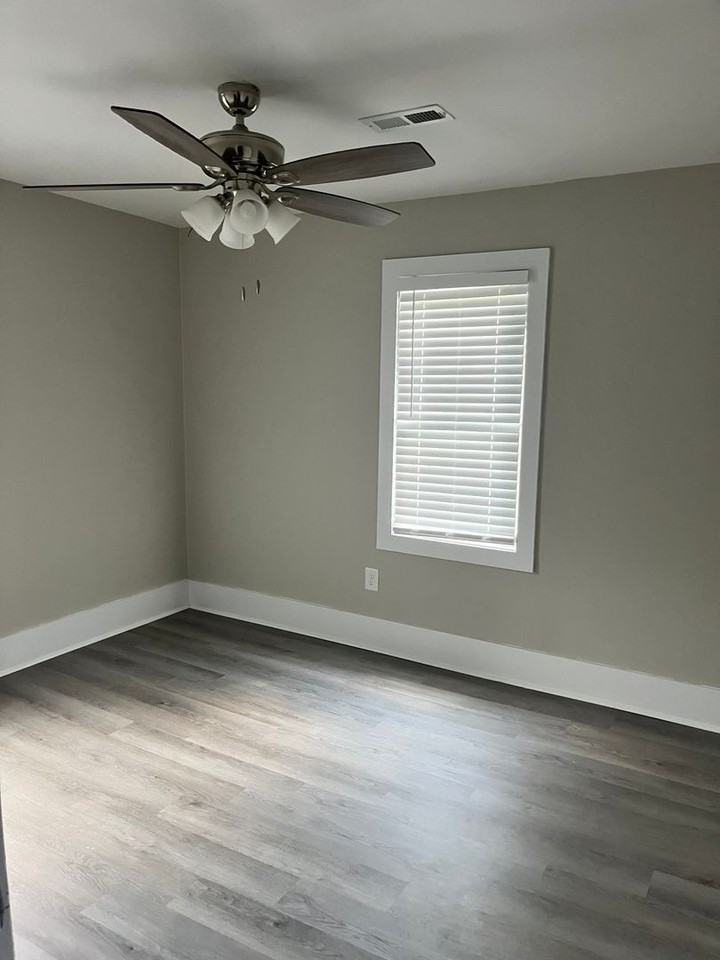 1732 Slater Ave - Photo 6 of 10