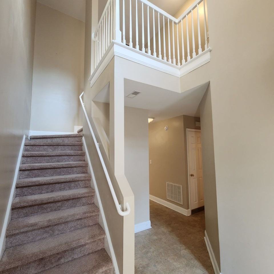 2102 Mayberry Loop Rd - Photo 2 of 25