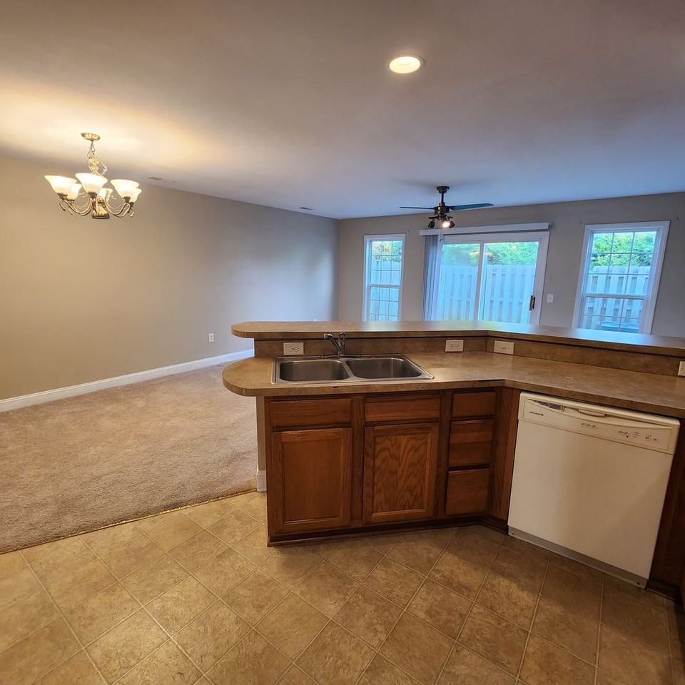 2102 Mayberry Loop Rd - Photo 7 of 25
