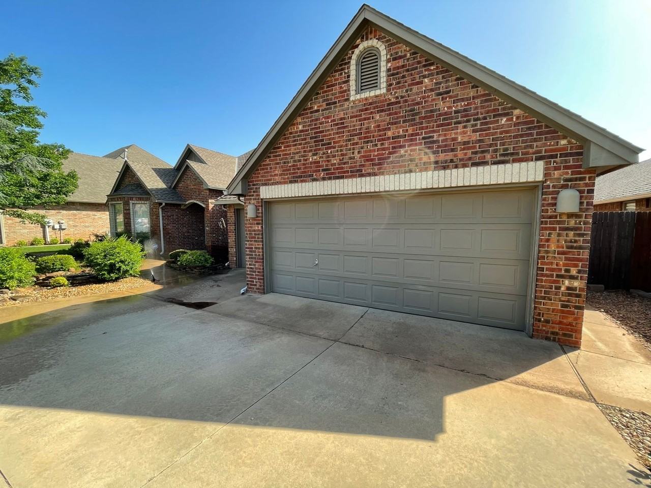 2425 Flint Ridge Rd - Photo 2 of 45