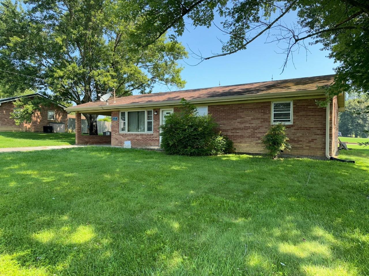 254 Baileyton Main St - Photo 2 of 12