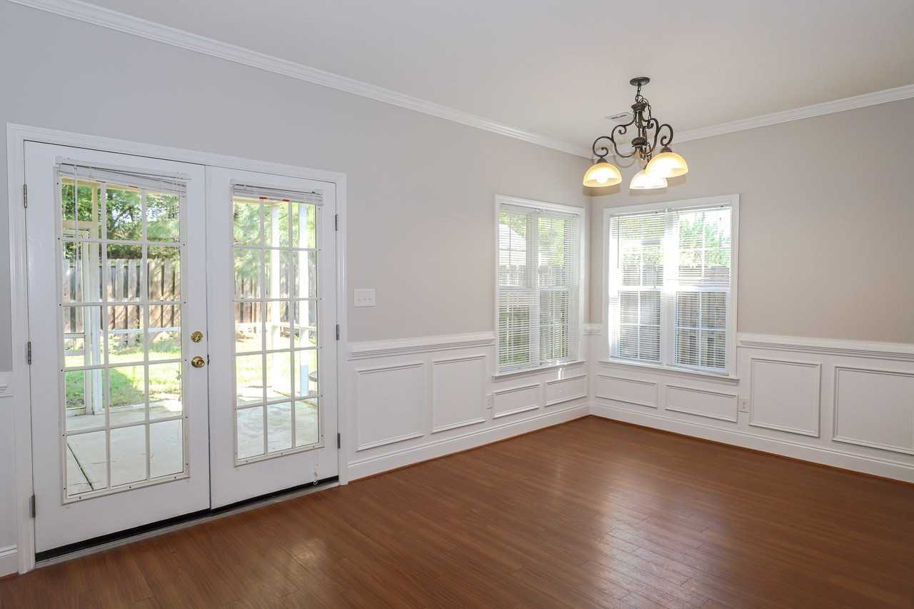 4453 Galway Dr - Photo 6 of 27