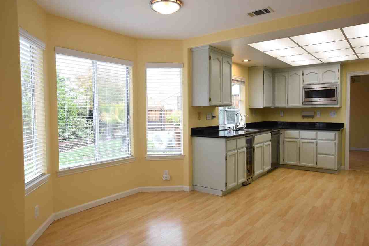 3277 Carol Leaf Ct - Photo 3 of 21