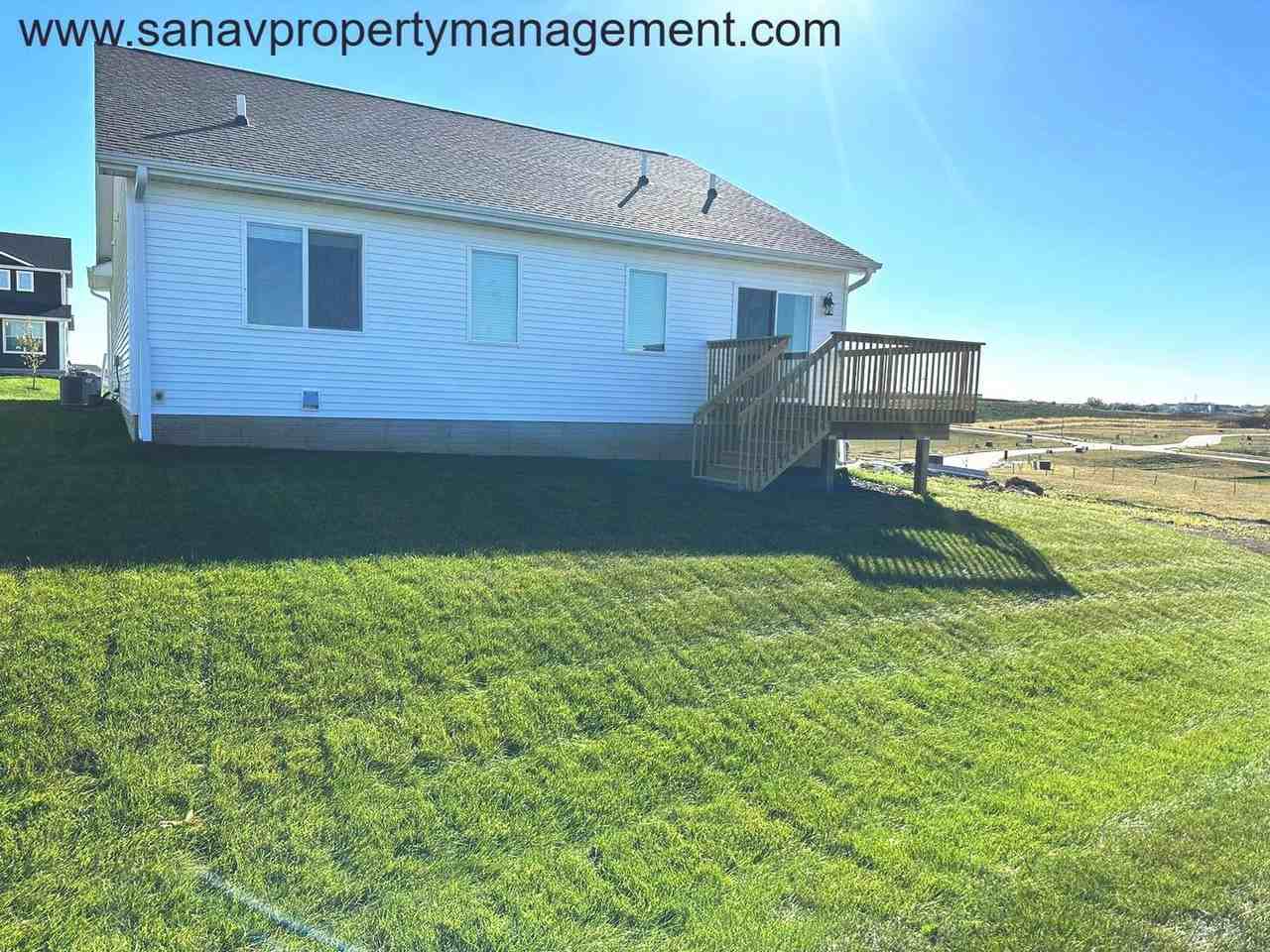 2017 Waller Ave - Photo 2 of 30