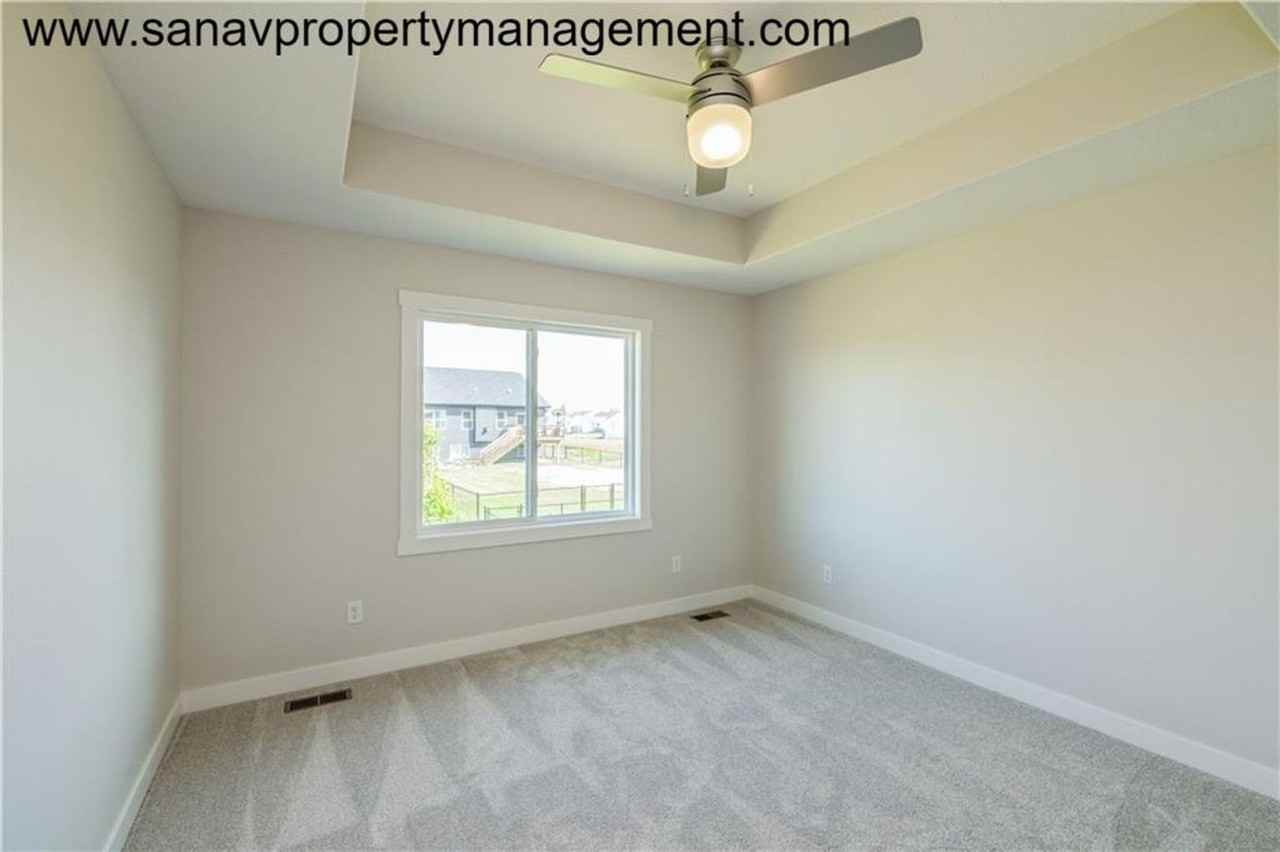 2017 Waller Ave - Photo 5 of 25