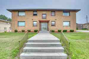 featured image of 2204 S 99th St
