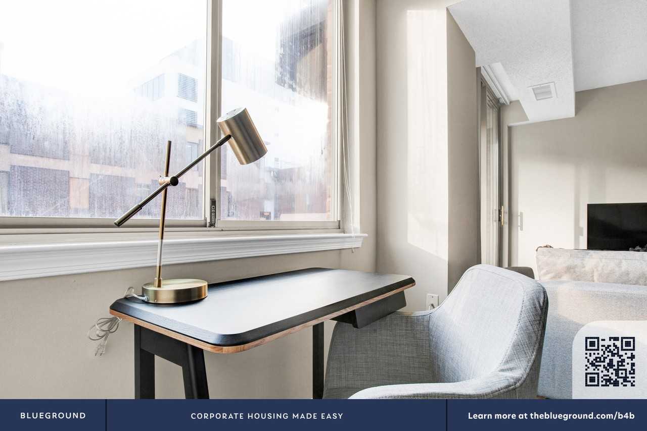 2140 L Street Northwest - Photo 5 of 35