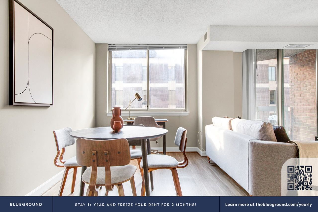 2140 L Street Northwest - Photo 7 of 35