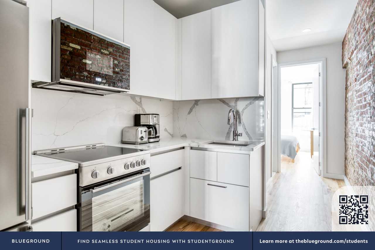 248 Elizabeth St #620 - Photo 6 of 20