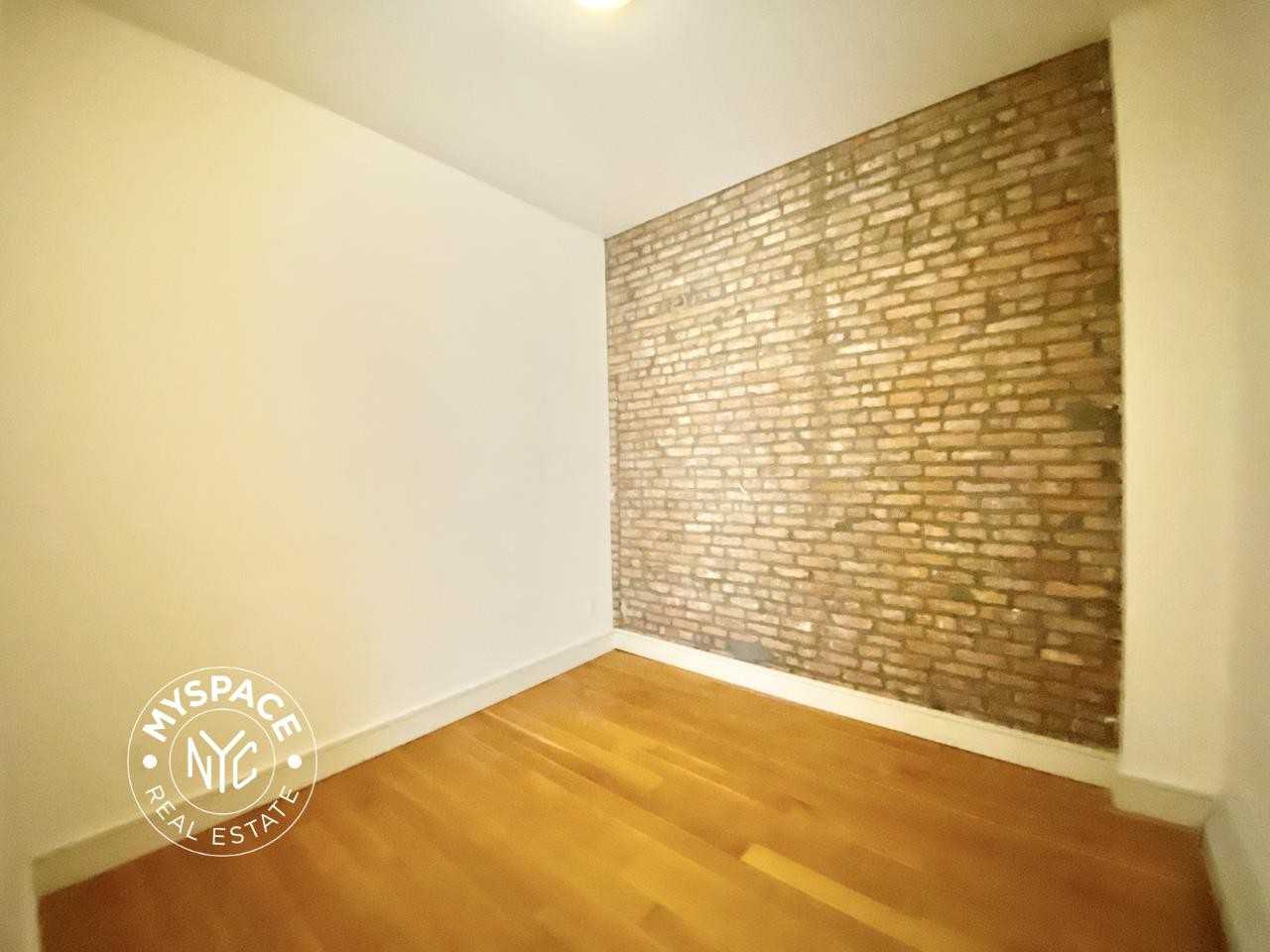 293 Irving Ave #2B - Photo 7 of 8