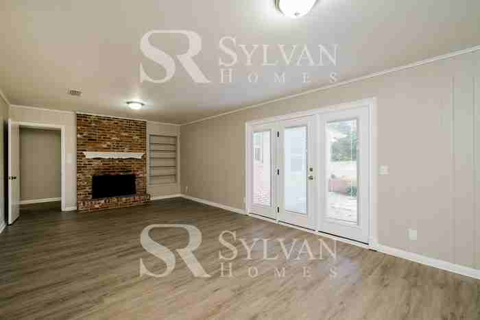 3874 Buckskin Trl E - Photo 3 of 19