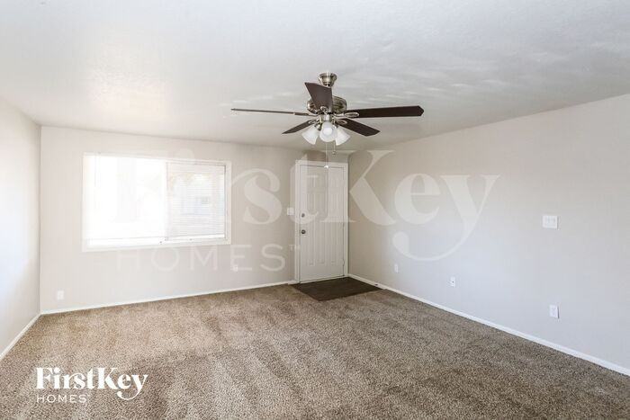 3922 E Willow Ave - Photo 2 of 15