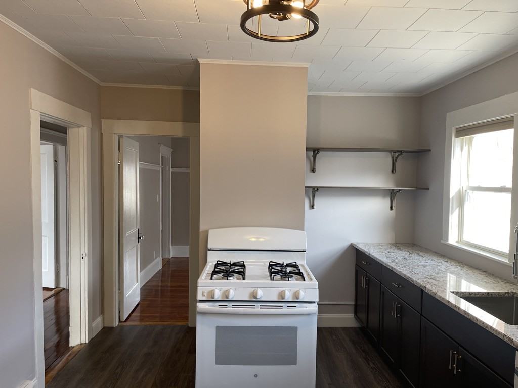 34 Irma Ave #3 - Photo 2 of 9