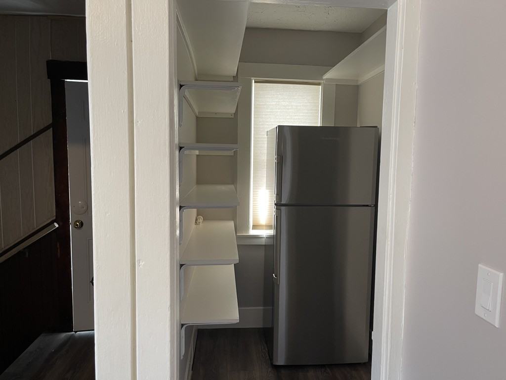 34 Irma Ave #3 - Photo 3 of 9