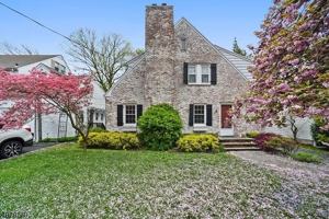 featured image of 53 Meadowbrook Rd #NA