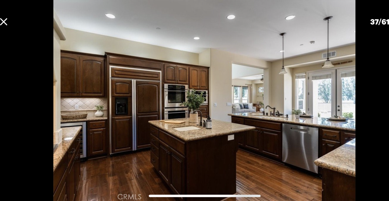 965 Sophie Ct #NA - Photo 4 of 23