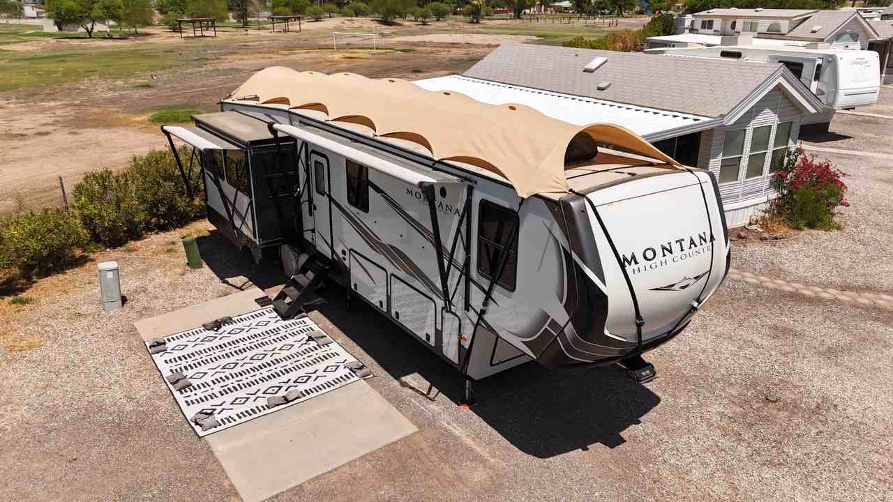 1716 Sunbeam Lake Dr #NA - Photo 2 of 28