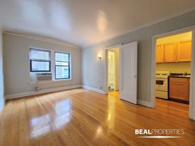 536 W Arlington Pl #314 - Photo 1 of 1