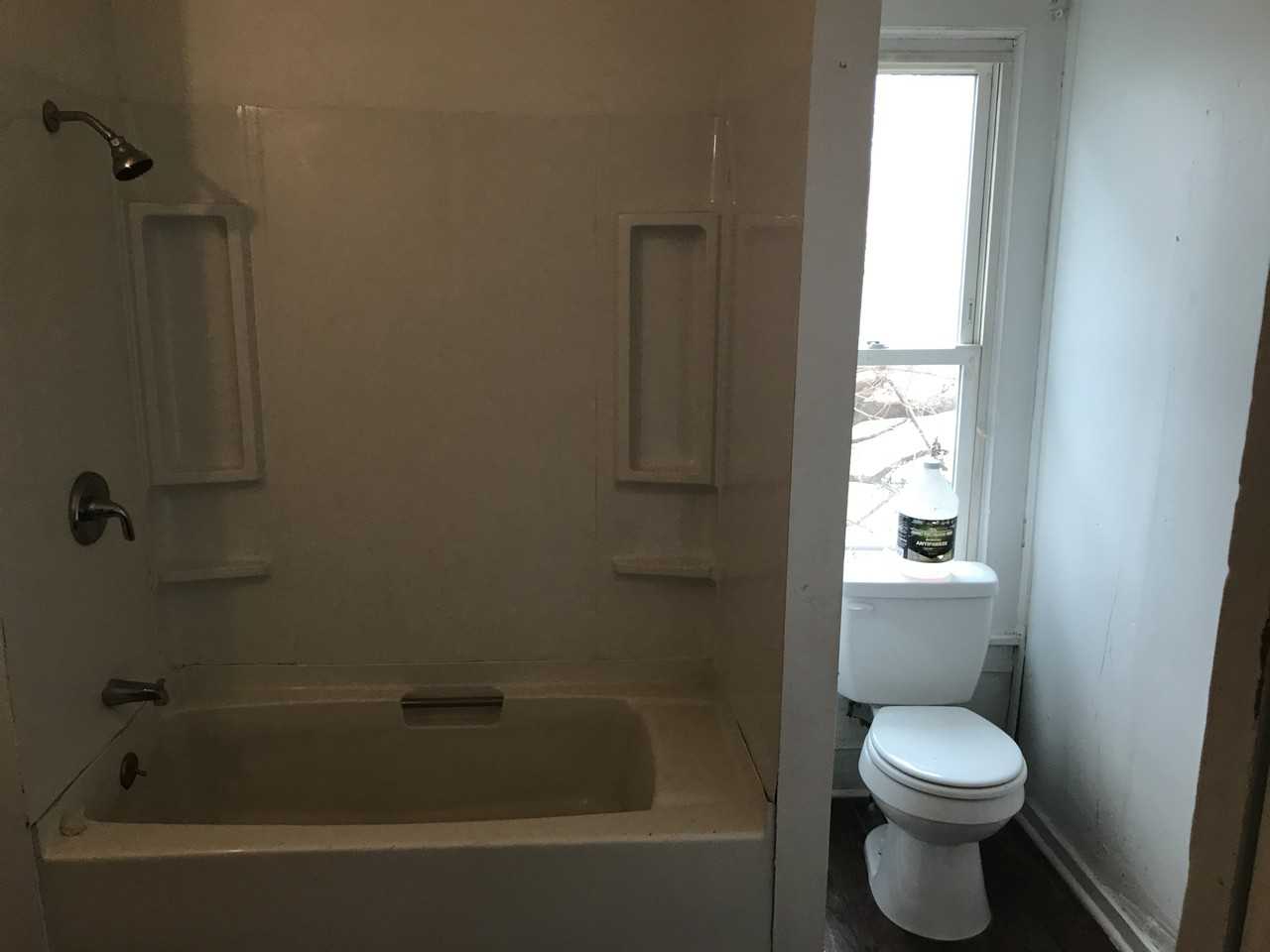 342 Atlantic St Nw #NA - Photo 3 of 7