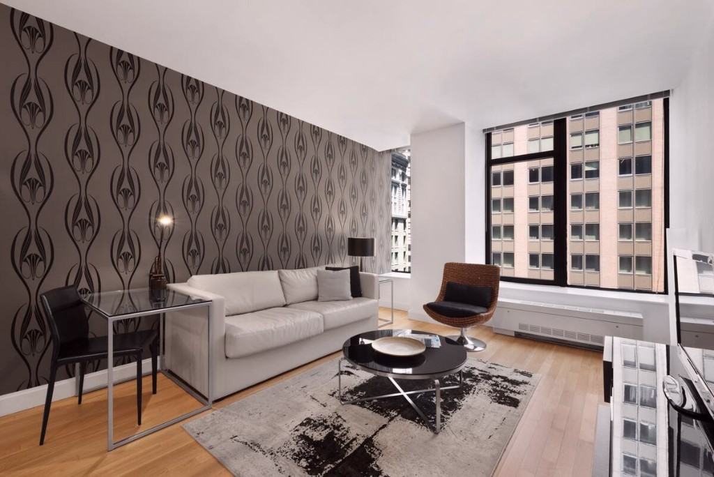 10 Hanover Sq #23H