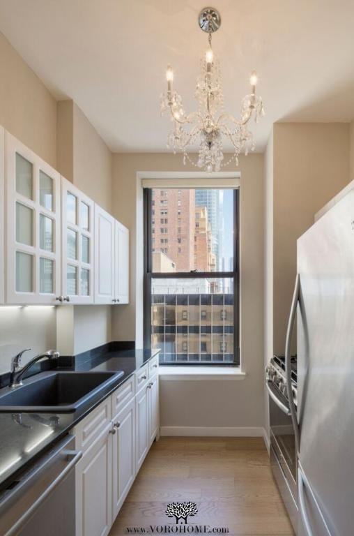 1 Broadway #2217 - Photo 4 of 6