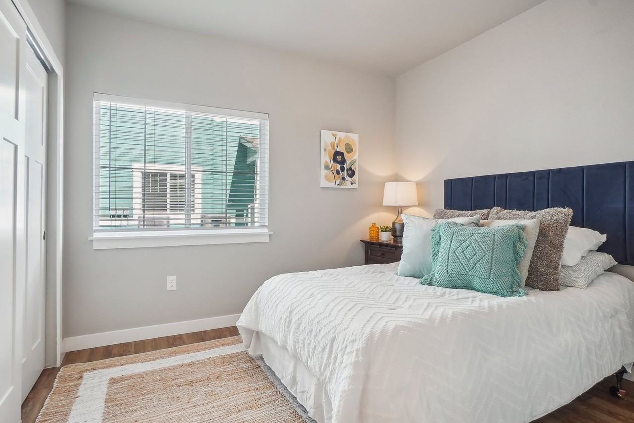 Kaleidos - Photo 6 of 38