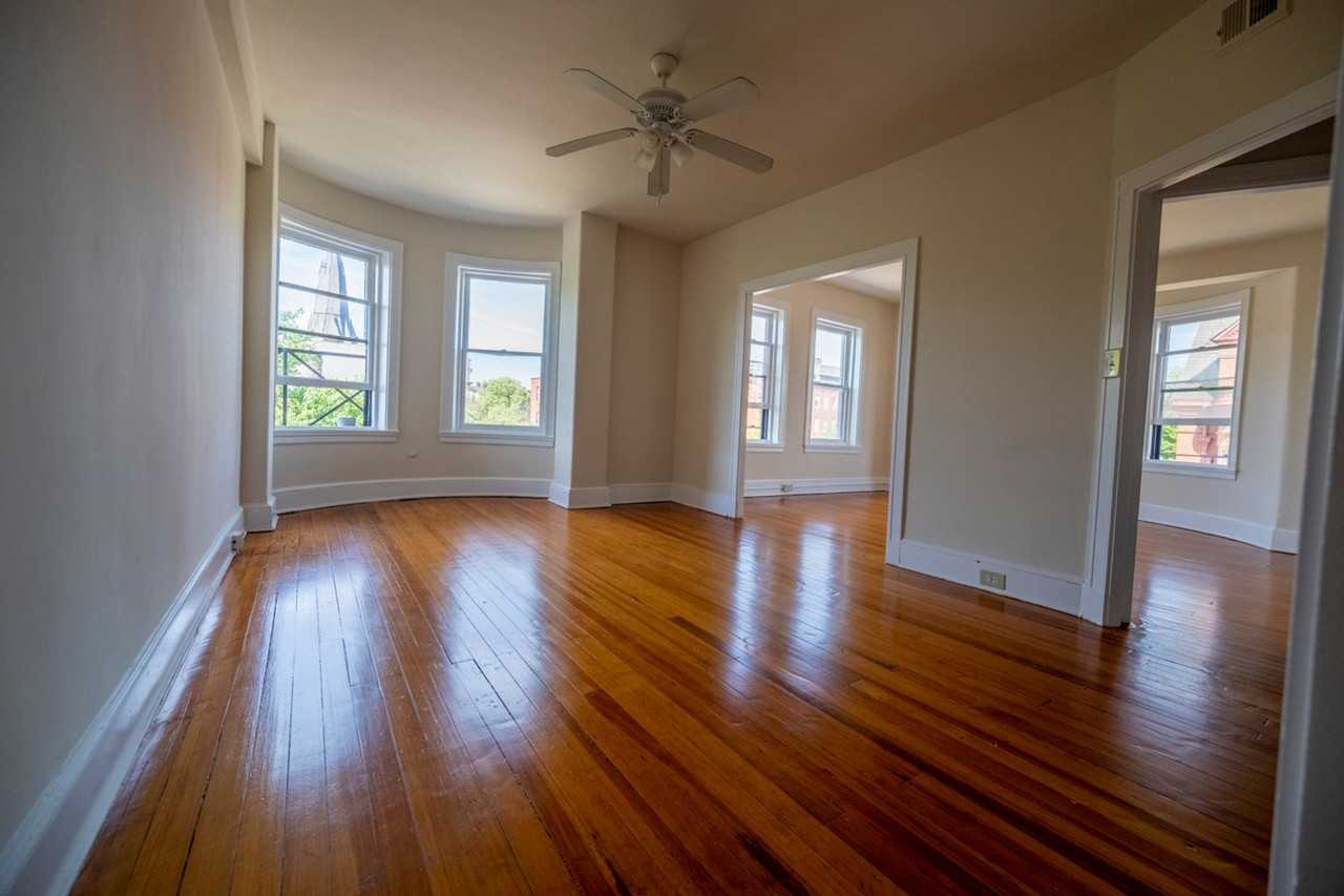 1631 Park Ave - Photo 3 of 22