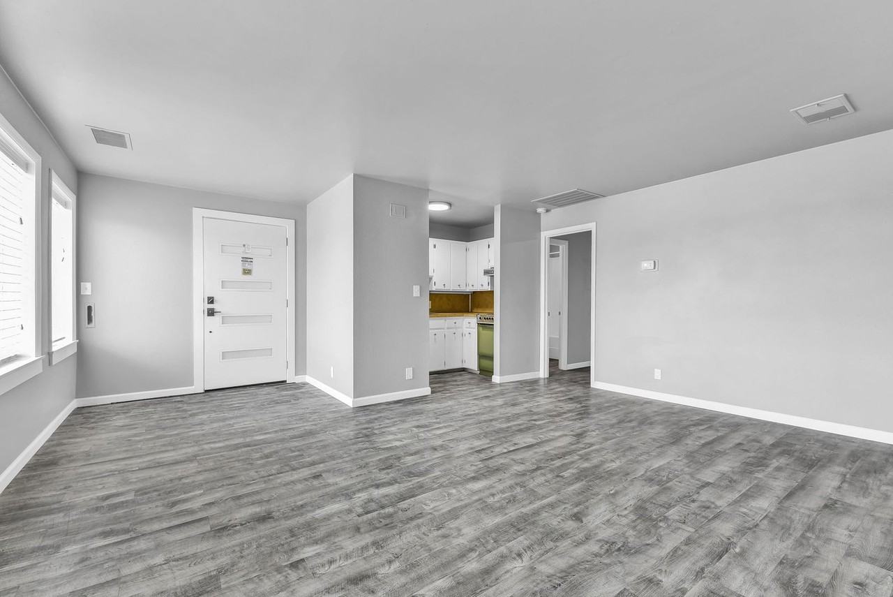 1311 1st St Apartments - Photo 3 of 49