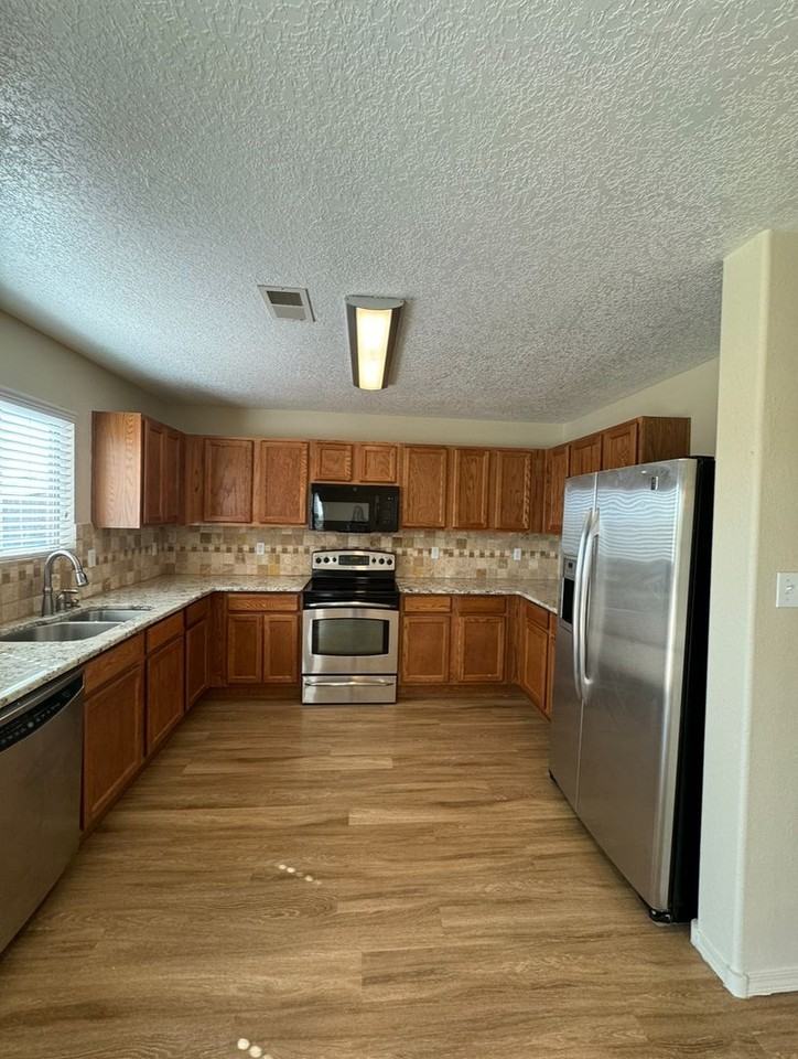670 Purple Aster Ave Sw - Photo 4 of 31