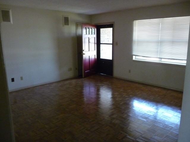 515 Sw 69th St - Photo 4 of 14