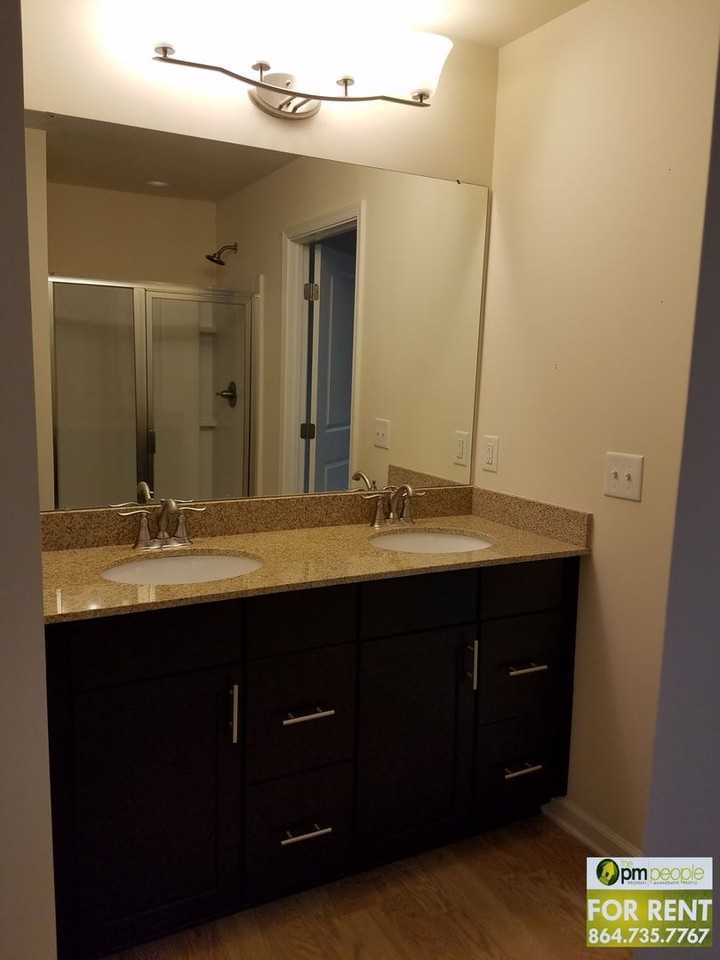 3 Twinings Dr - Photo 7 of 11