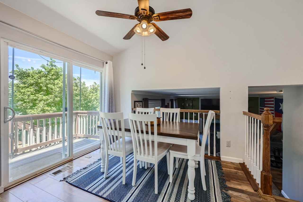 12585 Meadow Bridge Way - Photo 5 of 12
