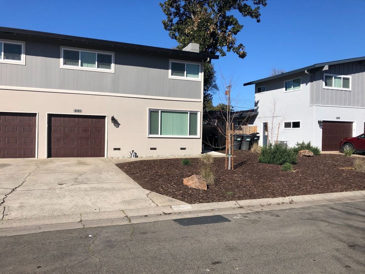 2501 Borica Way - Photo 2 of 10