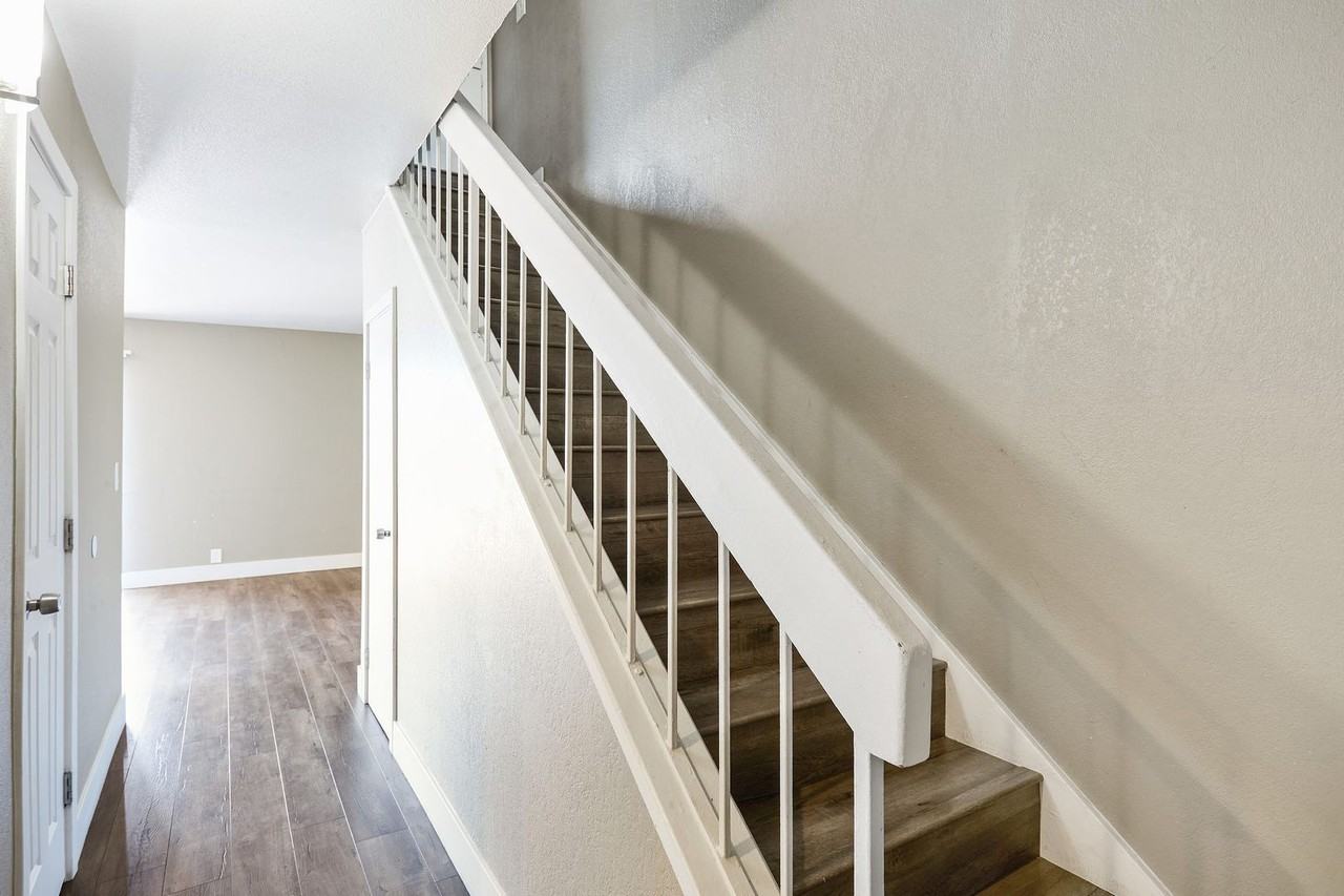 Pinebrook Apartments - Photo 3 of 12