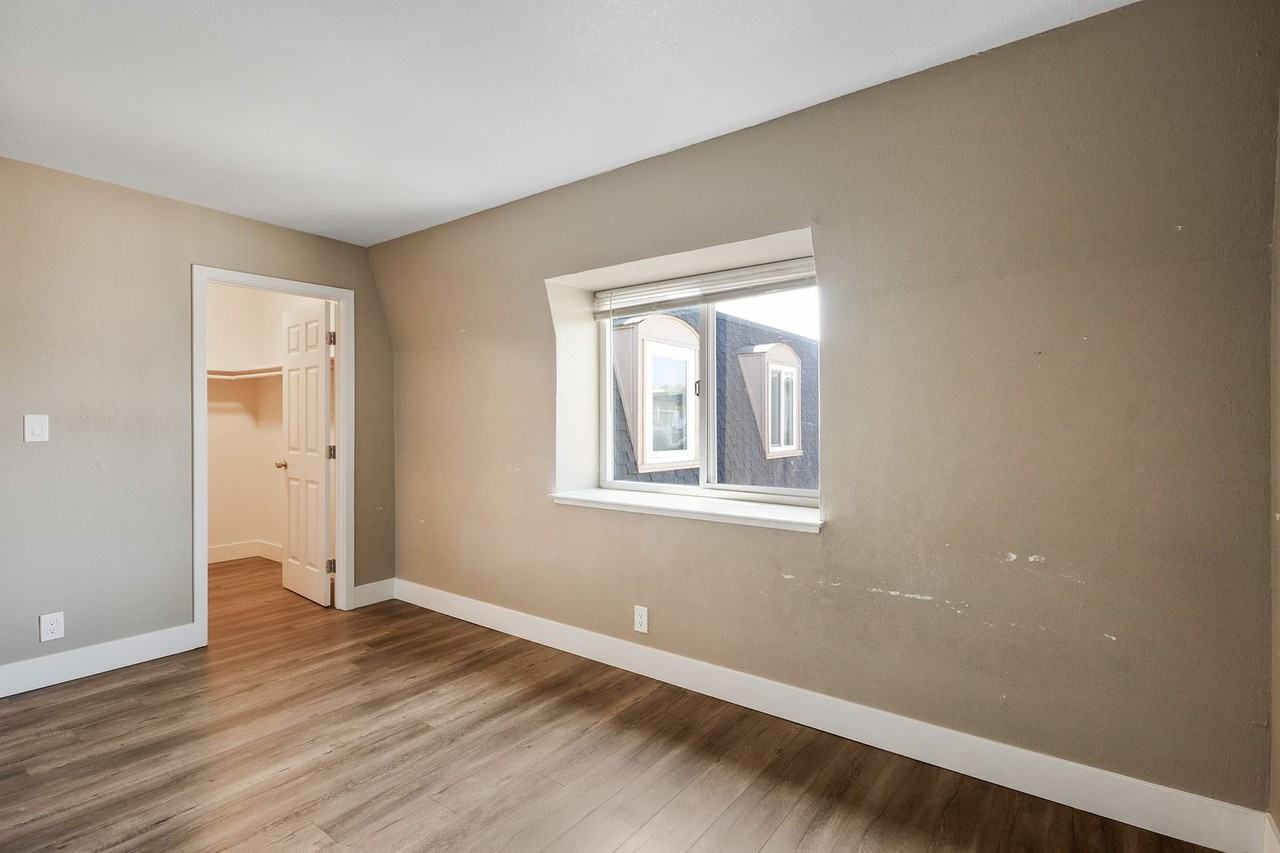 Pinebrook Apartments - Photo 6 of 12