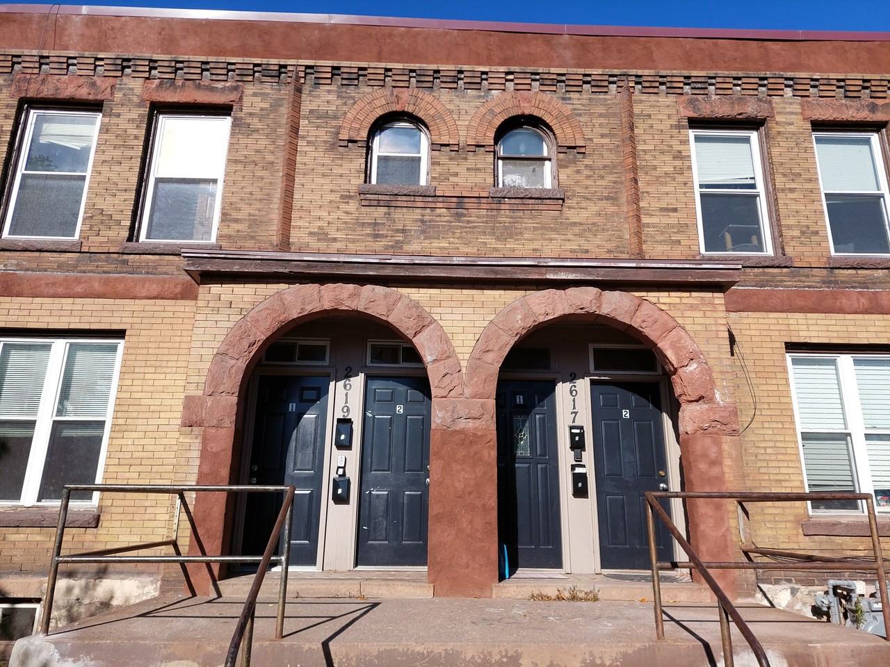 2617-2619 W 3rd St - Photo 2 of 2