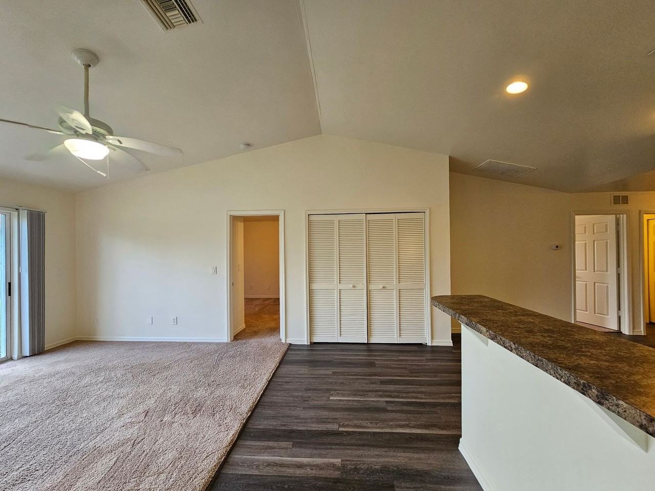 207 Hightower Ave S - Photo 3 of 16