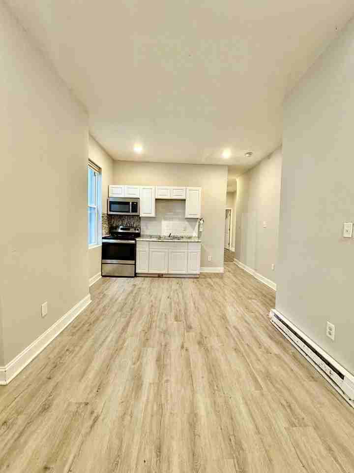 736 E. Church Ln. - Photo 2 of 7