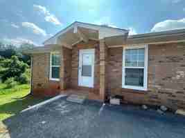 featured image of 1505 1505 & 1526 Warrior Road