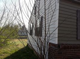 featured image of 636 E 49th Pl N