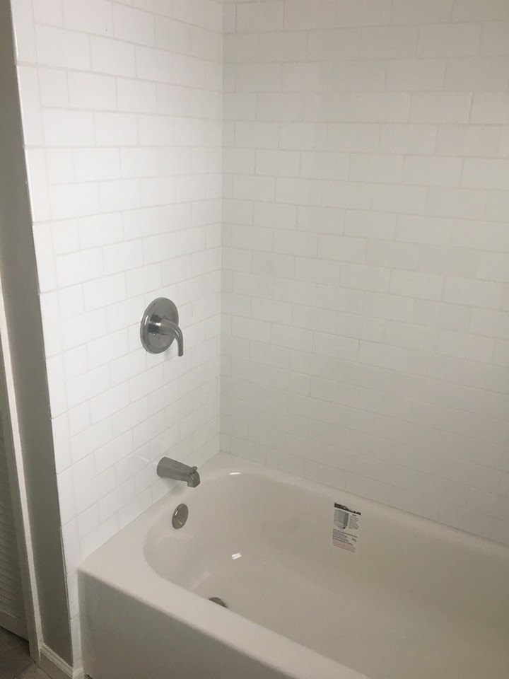 5904 Warren Dr - Photo 3 of 9