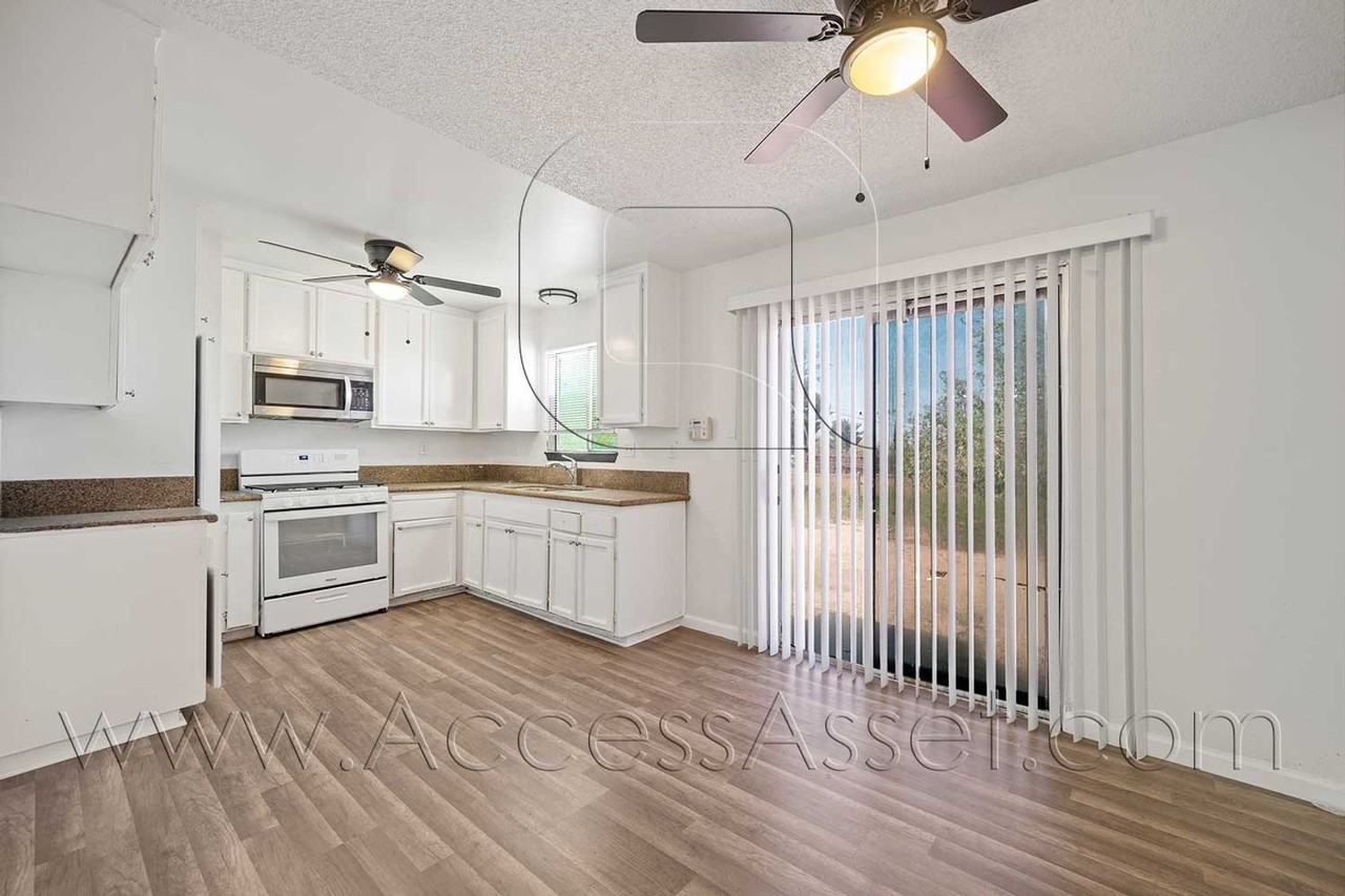 14710 Mesa St - Photo 5 of 22