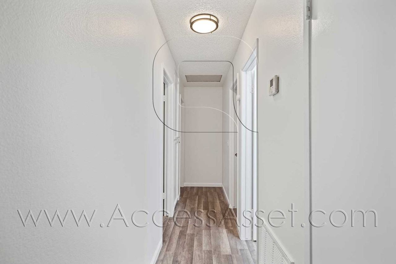 14710 Mesa St - Photo 7 of 22